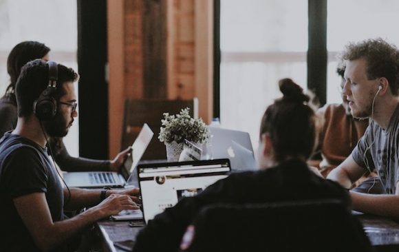 3 maneras de aprovechar la era digital para la capacitación en empresas